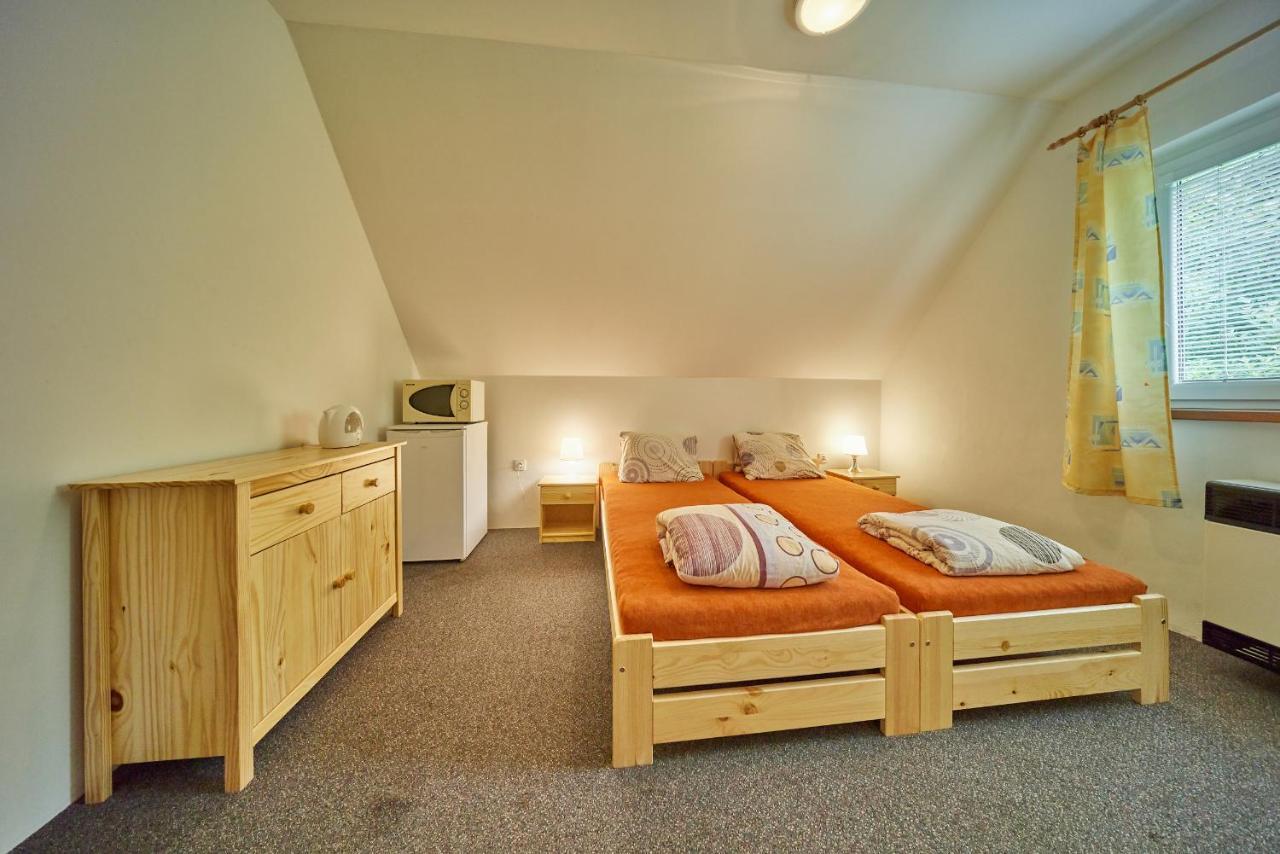Hotel Camp Dolce Trutnov Exterior foto