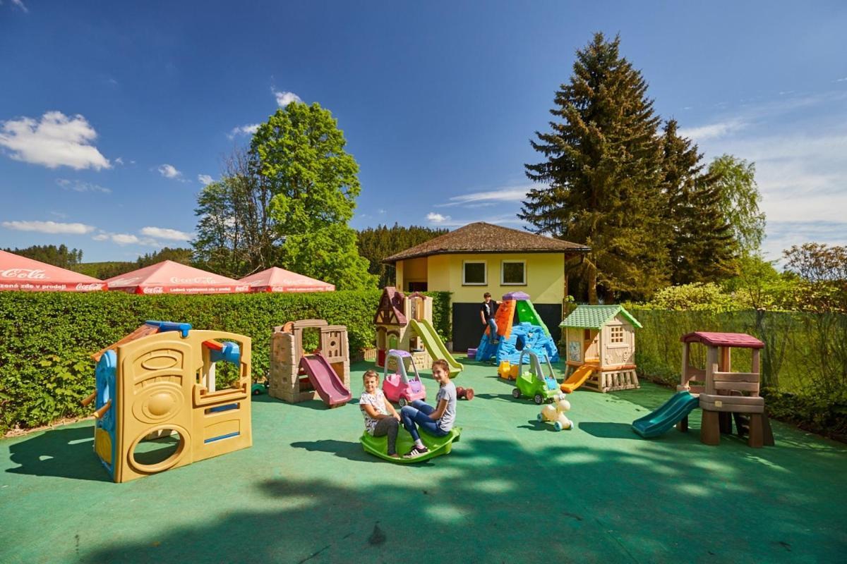 Hotel Camp Dolce Trutnov Exterior foto